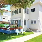 Plaj Villa *