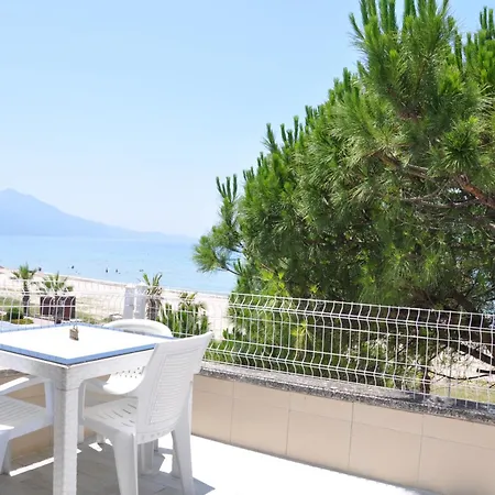 Plaj Villa *